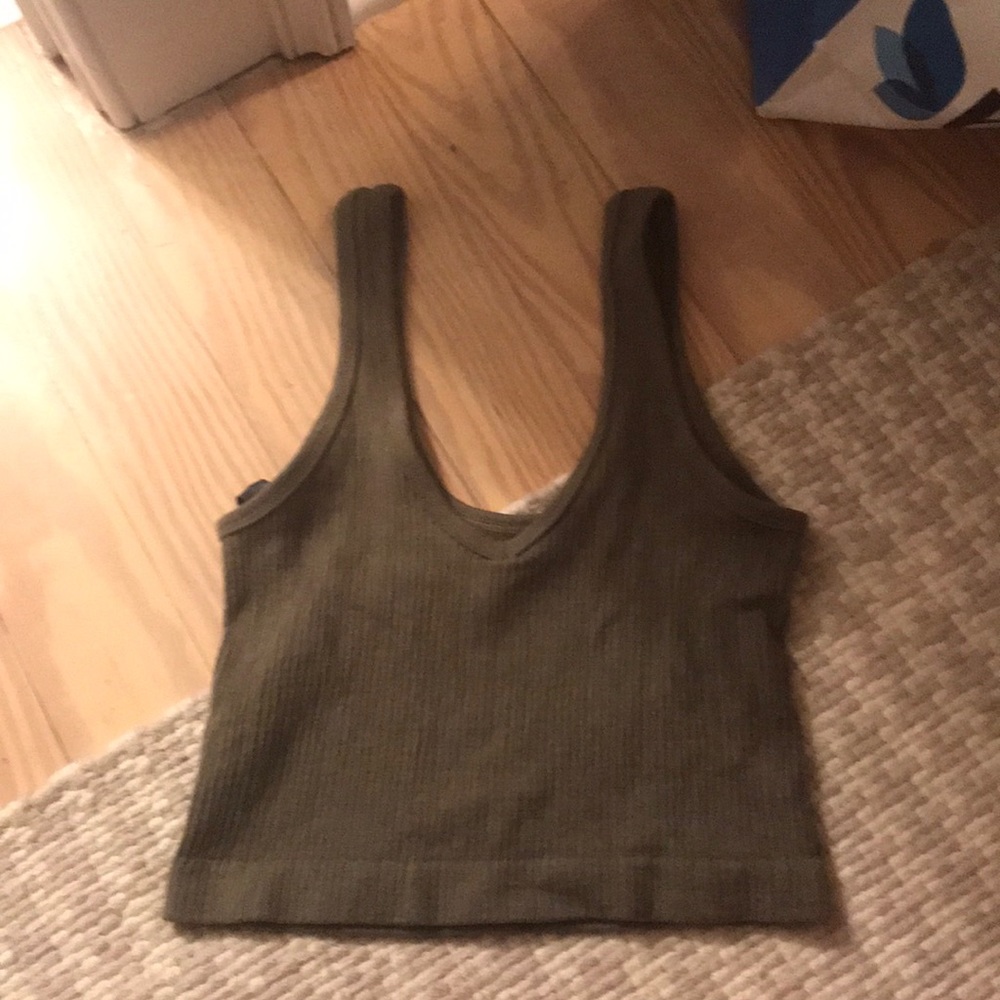 cropped army green urban outfitters top!